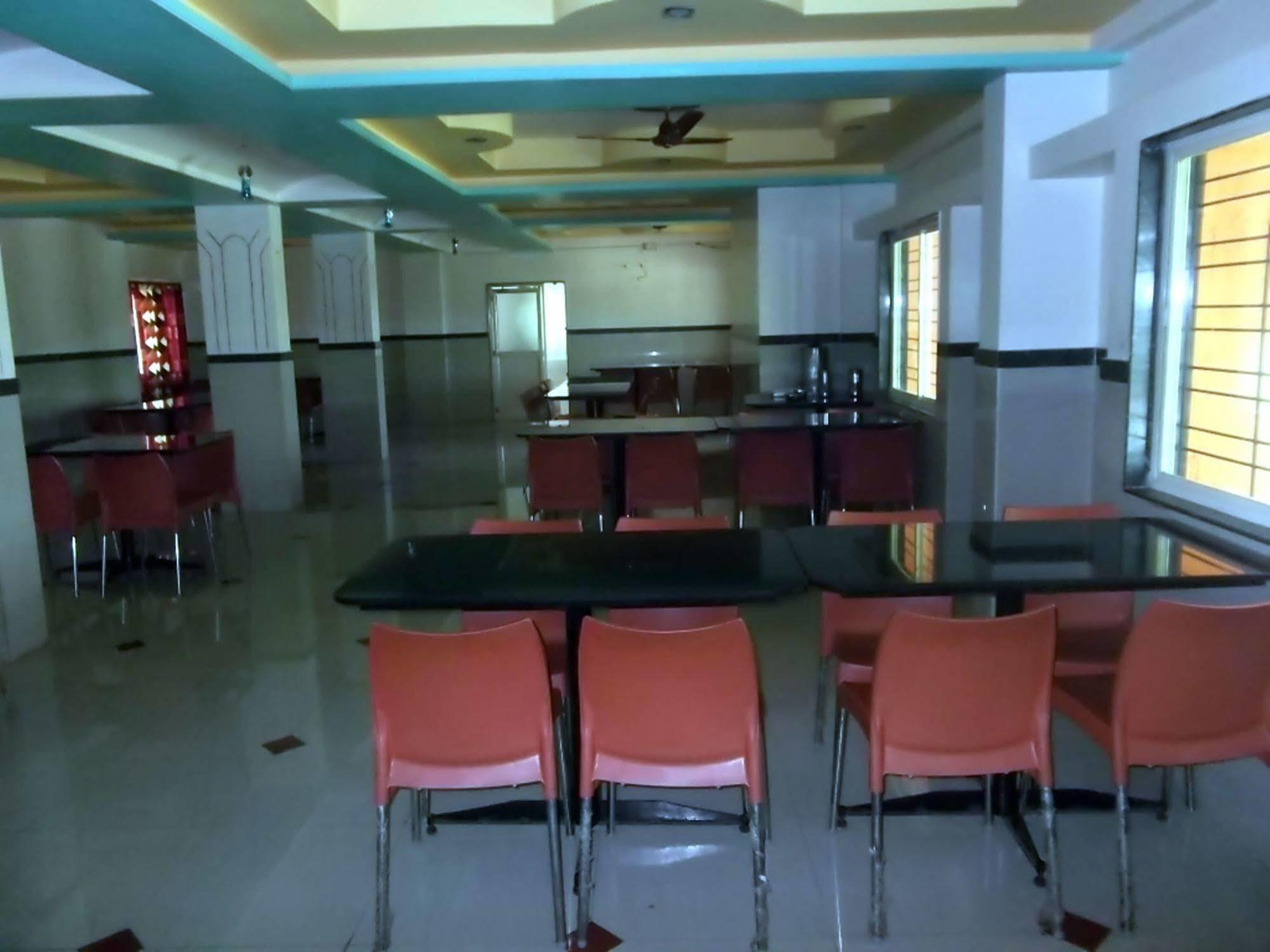 Hotel Rajyog Ranjangaon Ganpati Exterior foto